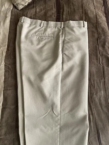 Dockers Relaxed Fit Tan Khaki Pants Premium D4 38 X 34 -Excellent Condition Men - Picture 1 of 6