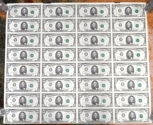 UNCUT SHEET OF 32 - 1995 $5 NOTES ATLANTA DISTRICT - Picture 1 of 6