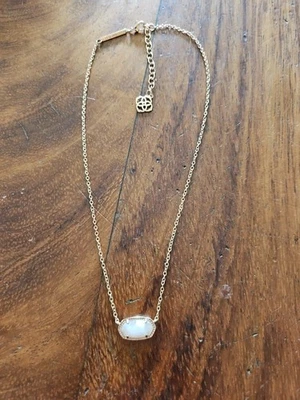 KENDRA SCOTT Elisa Gold Pendant Necklace in Iridescent Drusy - Image 1 of 3