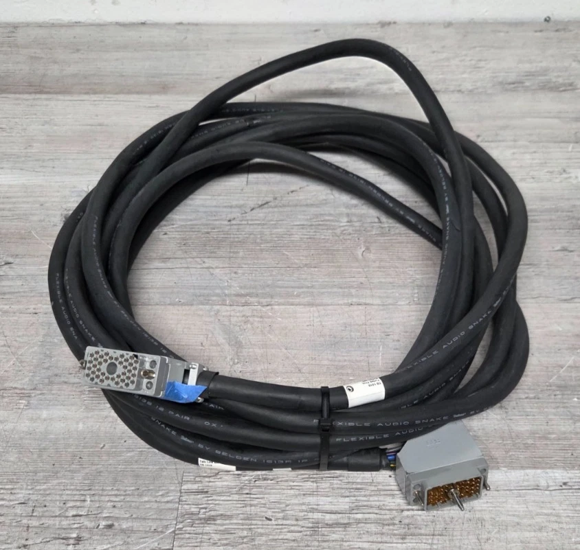 Cable serpiente de audio macho a macho Belden 1513B doble ELCO 38 pines negro - (24 pies) Foto 1 de 1