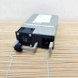 Zasilacz sieciowy Cisco PWR-CC1-250WAC C8300 1RU 250W - Zdjęcie 1 z 1