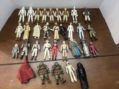 Lote De 32 Figuras Auténticas De Colección Star Wars 3.75” Años 70’s y 80’s Foto 1 de 4