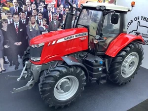 1/32 scale UH 4063 Massey Ferguson 7624 Tractor Tracteur traktor of the yr 2012 - Picture 1 of 7