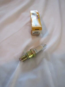 NOS NGK BR10ES Spark Plug 4832 - Bild 1 von 1