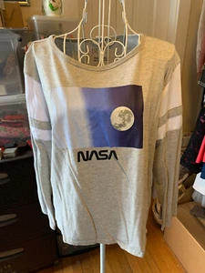 FREEZE Gray & White NASA Graphic Long Sleeve Varsity T-Shirt - Size Juniors XL - Picture 1 of 4