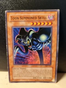 Toon Summoned Skull SDP-021 Starter Deck: Pegasus Unlimited|Unlimited Edition - Picture 1 of 2
