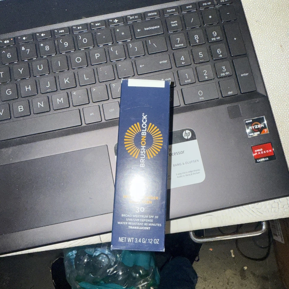 Protector solar en polvo mineral Brush On Block FPS 30 transclúcido 0,120 z Foto 1 de 1