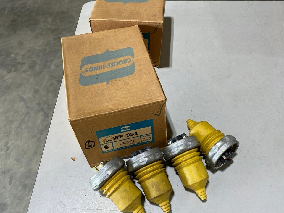 SIX (6) CROUSE-HINDS WP 931 Hooded Locking Plugs NEMA L5-15P 15A 125VAC (NEW) - Image 1 of 4