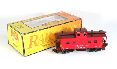 RailKing by MTH 30-7017F Reading Steel Caboose #92911, O Gauge (H) - Image 1 of 4