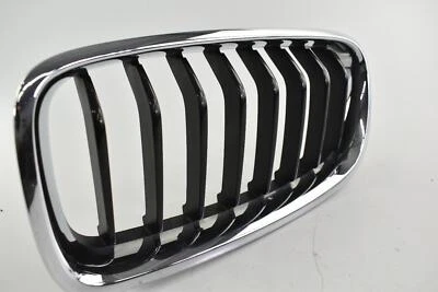 Grelha superior esquerda usada serve: 2015 BMW 335I sem base superior pacote aerodinâmico M - Imagem 1 de 4