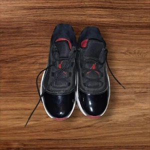 Nike Air Jordan 11 CMFT Low Bred 2021 - Size 7 (Black/Red/White) - Picture 1 of 2