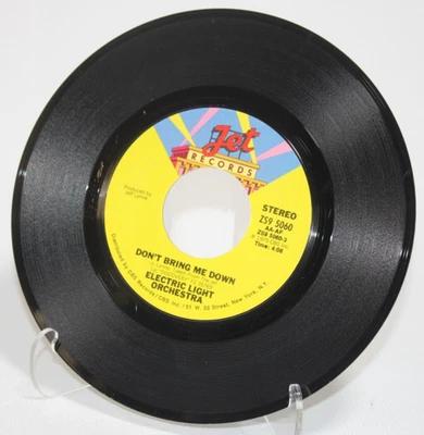 Electric Light Orchestra: Don't Bring Me Down / Dreaming Of 4000 / 45 Rpm 1979 - Image 1 of 2