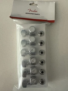Sintonizzatori originali Fender CROMO BLOCCAGGIO 6 in linea 2 pin Strat - Foto 1 di 4
