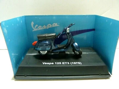 NIB New-Ray 1976 Vespa 125 ET3Scooter 1:32 Diecast Model  - Image 1 of 2