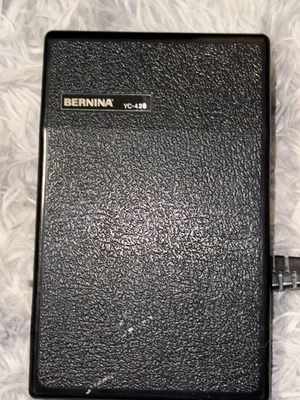 Bernina Foot Controller Pedal YC-425 Black - Image 1 of 4