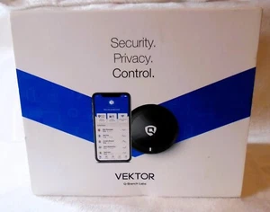 Home wireless router Wifi network security privacy control Q-Branch Labs Vektor - Picture 1 of 4