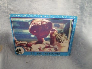 E.T. The Extra Terrestrial, E.T. and the Flower, #18  - Picture 1 of 2