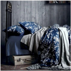 Eikei Eastern Floral Chinoiserie Blossom Duvet Quilt Cover Set Navy Blue Queen - Picture 1 of 8