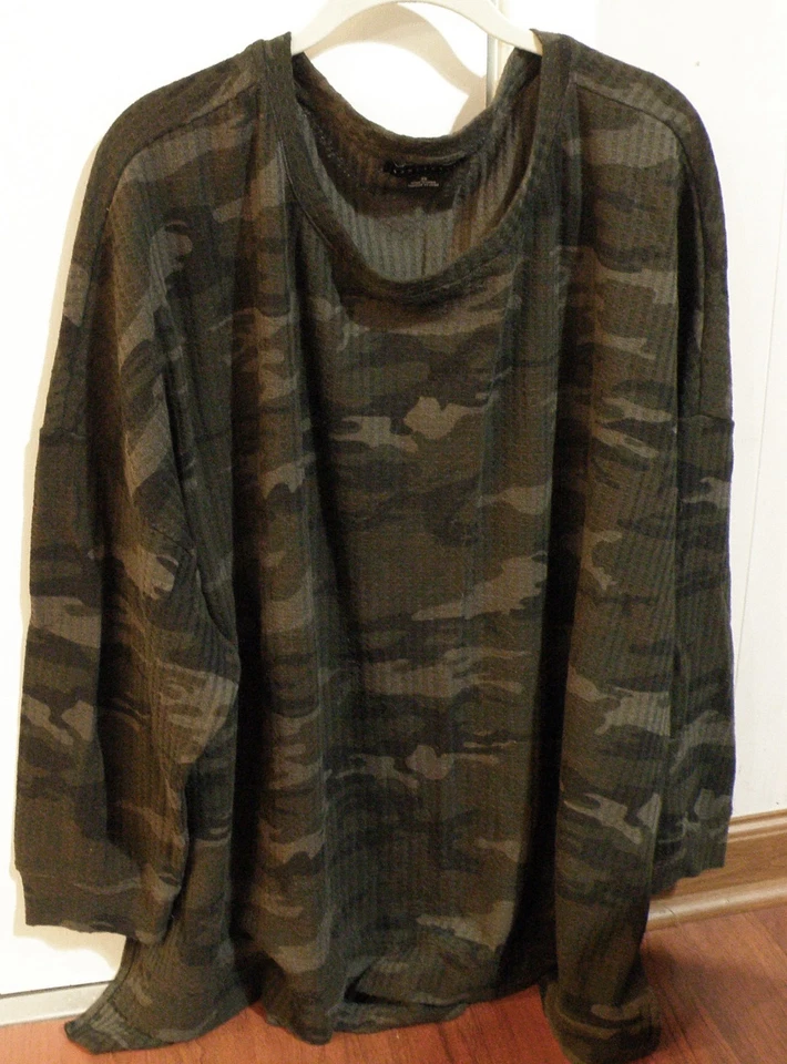 Sanctuary Camouflage Knit Pullover Top -Women's 3X - Image 1 of 1
