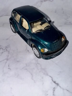 2001 SAICO Chrysler PT CRUISERS 1/34 Scale GREEN Opening Doors  No.DP5019 - Image 1 of 4