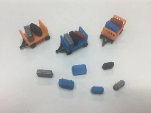 Spur HO Kofferwagen Kofferset Bahnsteig Zubehör  - Bild 1 von 3