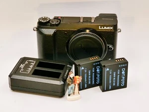 Panasonic Lumix DMC-GX80 (DMC-GX85) Mirrorless Camera - Photo 1/10
