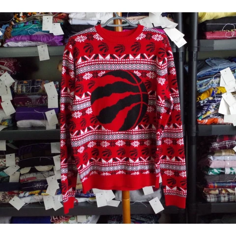 Toronto Raptors Men's Medium Red Acrylic Sweater Cover