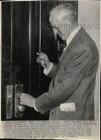 1957 Press Photo Senator Millard Tydings Unlocks Door At Capitol Hearing Room