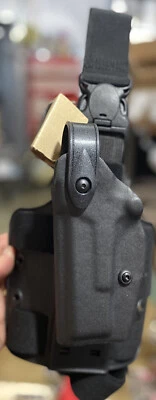 Safariland GLOCK 19 23 25 32 6005 SLS Drop-Rig STX LH Thigh Holster - Image 1 of 4