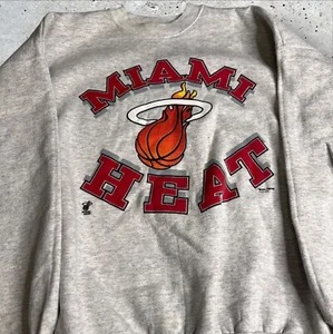 90's Miami Heat Sweater on Hanes Size XL - Picture 1 of 7