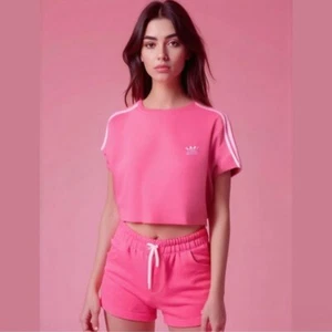 Adidas Classics Three Stripe Cropped Crewneck Short Sleeve Tee Bliss Pink Large - Picture 1 of 7
