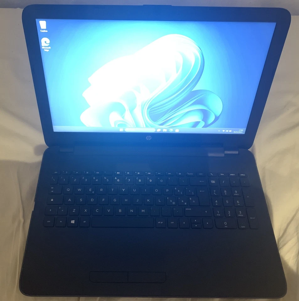 LAPTOP HP 255 G5 500GB SSD 8GB RAM PC PORTATILE WINDOWS 11 PRO - Immagine 1 di 1