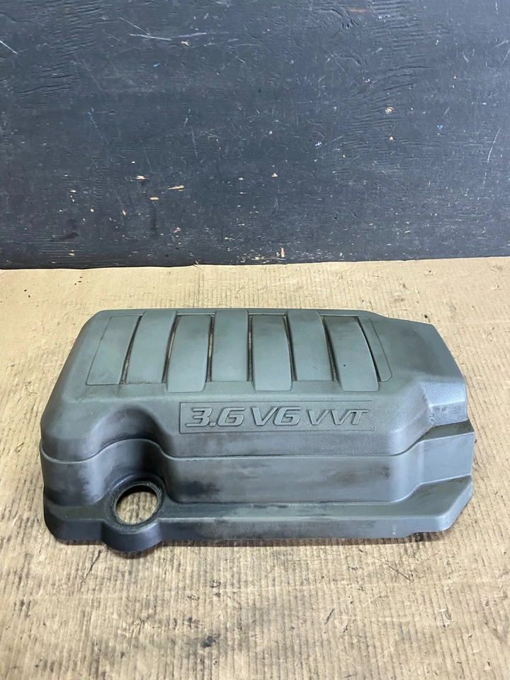 GMC Acadia 2007 a 2008 3,6 L VVT cubierta de motor protector O0964 DG OEM Foto 1 de 4