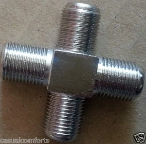 1F AUF 3F STECKER, 4 WEGE RF TV FREEVIEW SATELLIT KOAXIALKABEL SPLITTER/ADAPTER - Bild 1 von 3