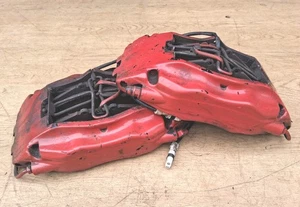 PORSCHE 993 - FRONT RED BREMBO BRAKE CALIPERS - Picture 1 of 3