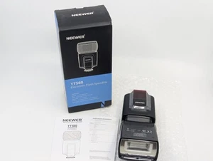 Neewer TT560 Flash Speedlite, lampeggiatore per fotocamera digitale - Foto 1 di 8