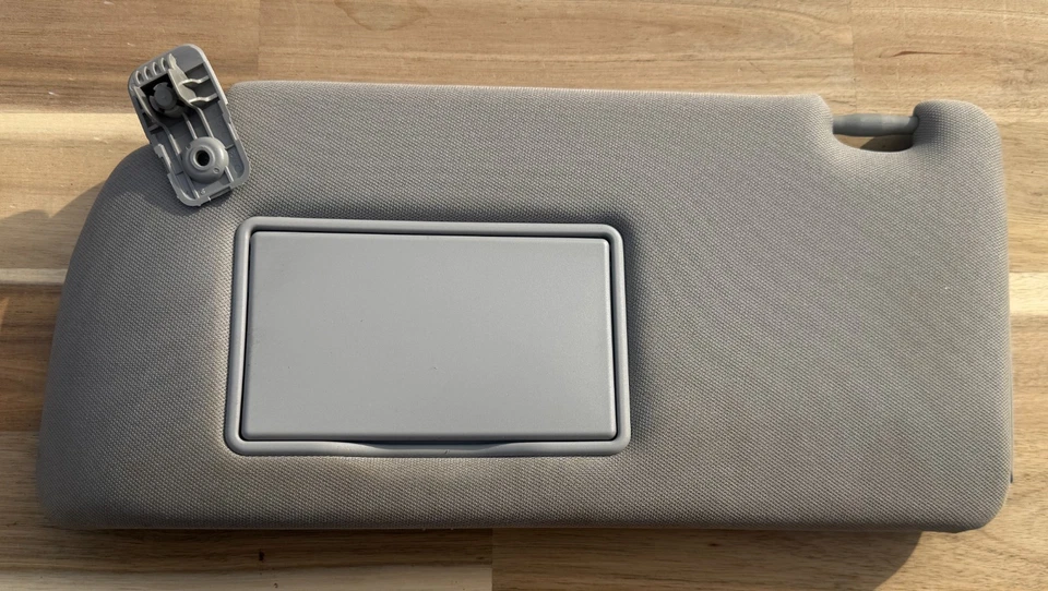 96401-9bf1c Nissan Xterra 05-12 Frontier lado del conductor gris tela LH parasol OEM Foto 1 de 3