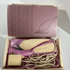 Vintage Singer Electric Scissors Lighted Works With Case And Box - Picture 1 of 17