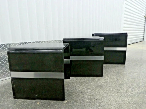 3 80'S BLACK & CLEAR GRADUATED LUCITE NESTING TABLES Cover