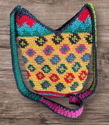 Wayuu Mochila Multi-Color Cotton Crochet Crossbody Shoulder Zip Flat Bottom - Image 1 of 4