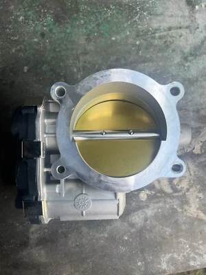 Carrocería del acelerador para Chevrolet Avalanche 2009-2013 25129JZ 2010 2011 2012 Foto 1 de 3