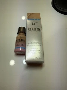 IT Cosmetics Bye Bye Breakout Full Coverage Treatment Concealer New In MEDIUM - Picture 1 of 5