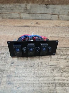 Panel interruptor Sea Hunt 6 1/2" X 2 1/2" 3 ACC y botón pulsador SHB-003 - Imagen 1 de 7