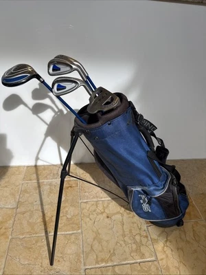 Ping Moxie Junior Golf Clubs & Golf Bag Ages 9 to 13 Height 54" to 60" - Image 1 of 4