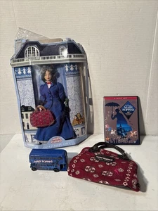 Lote Mary Poppins - DVD/autobús turístico/bolsa alfombra/muñeca coleccionable - Imagen 1 de 12