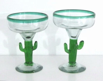 JUEGO DE 2 VASOS MARGARITA MEXICANOS SOPLADOS A MANO BORDE VERDE GRUESO PESADO TALLO CACTUS Foto 1 de 4