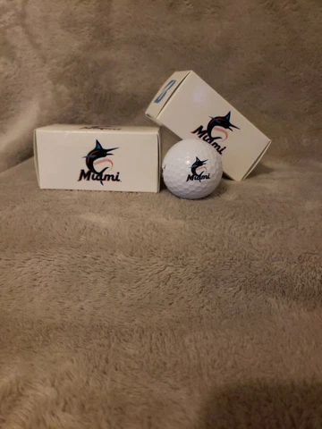 4 Miami Marlins MLB Team Golf Regulation Size Golf Balls, 2 Pack, 4 TOTAL Cover