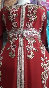 Marokkanischer Tackchita Kaftan 2 Stück plus Gürtel bestickt Handarbeit handwerklich - Bild 1 von 3