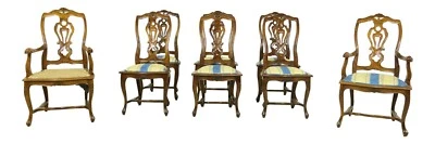 LF52315EC: Juego de 8 sillas de comedor italianas talladas en nogal Foto 1 de 4