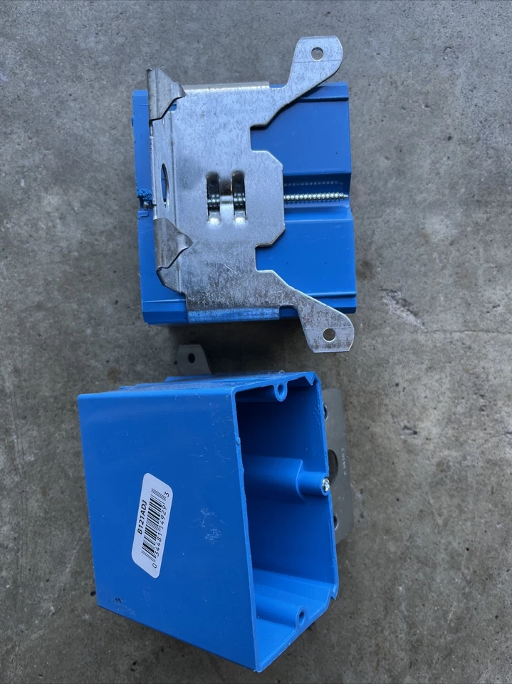 Carlon Old Work B121ADJ Caja con Cremallera 1-Ganga Caja de Salida, Lote de 2 Foto 1 de 1